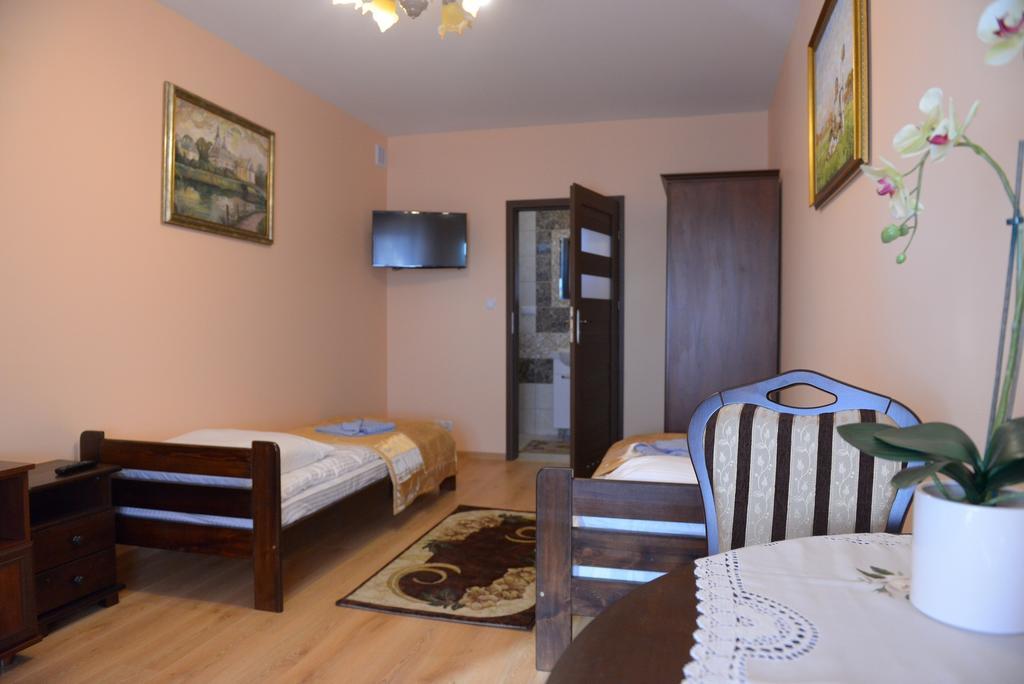 Hotelik Pod Lwami Malaszewicze Duze Kültér fotó